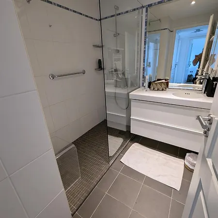 2 Pieces En Front De Mer- Paddle Inclus *